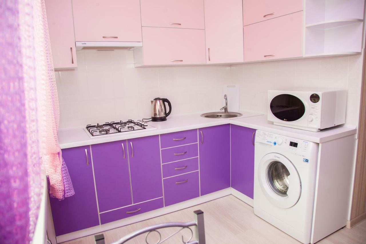 Semi-Luxury Apartment On Zaporozhskaya 9 Zaporizhia Esterno foto